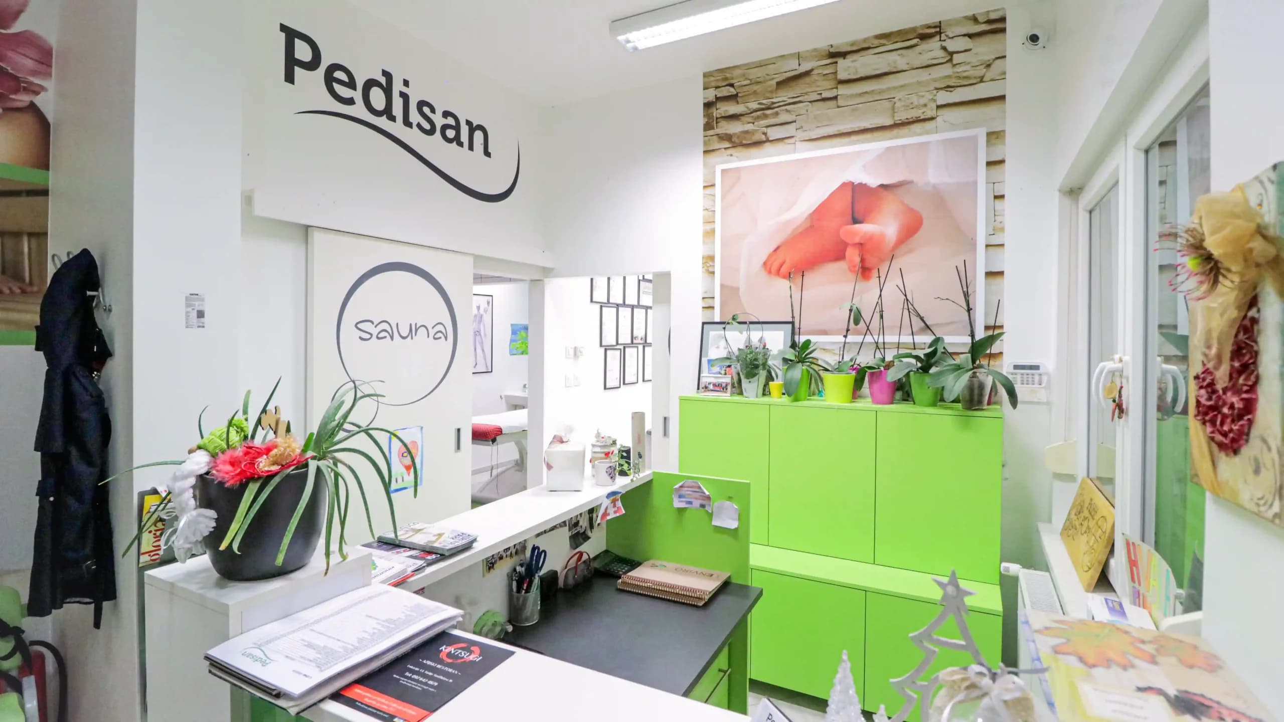 Salon Pedisan u Karlovcu