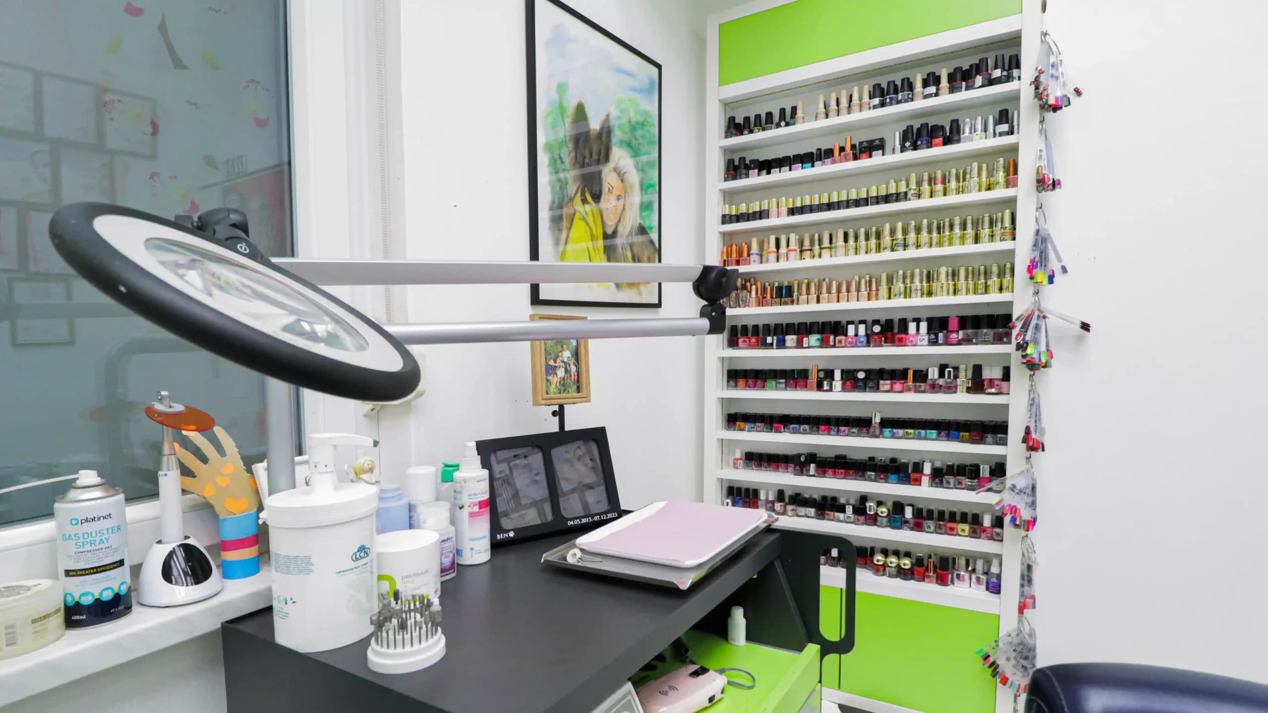 Salon Pedisan u Karlovcu